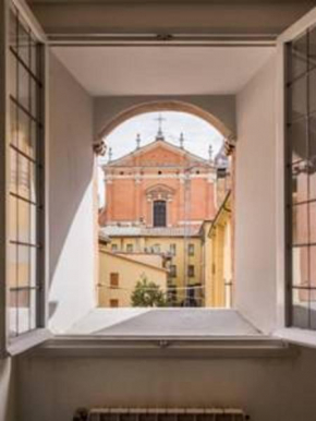 whouse suite porta di castello Bologna